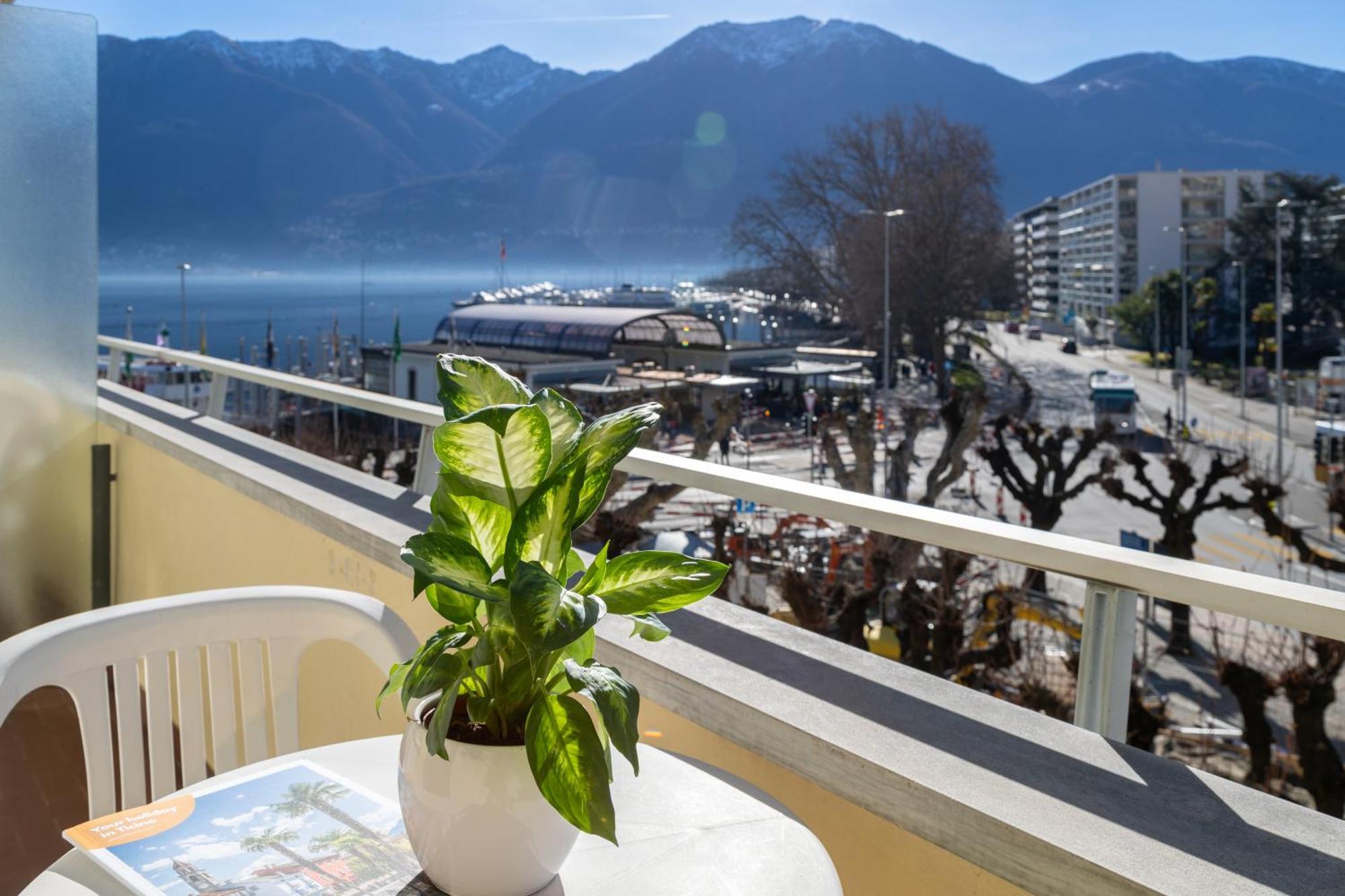 Hotel Rondinella Locarno Exterior foto