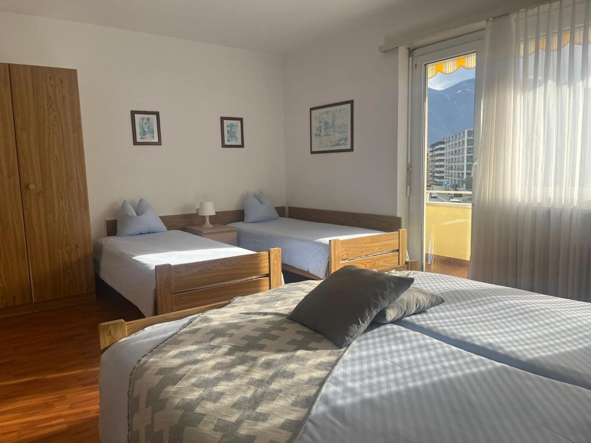 Hotel Rondinella Locarno Zimmer foto
